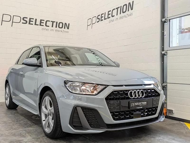 Gebraucht Audi A1 Sportback S-Line 95 PS (69 kW) 2026 Gray Kleinwagen