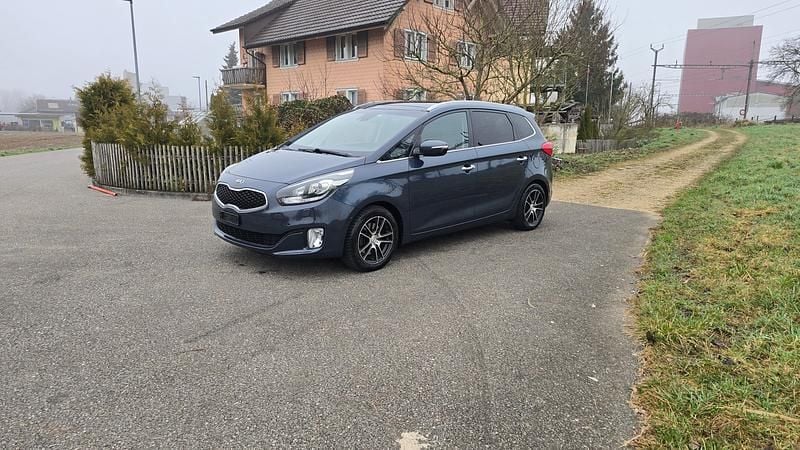 Gebraucht Kia Carens 136 PS (100 kW) 2015 Van / Kleinbus