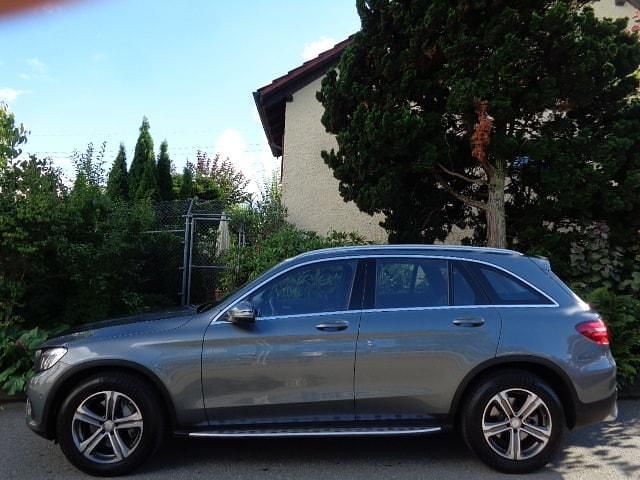 Gebraucht Mercedes GLC250 204 PS (150 kW) 2016