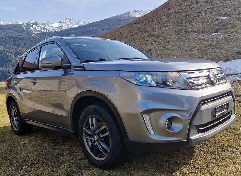 Gebraucht Suzuki Vitara 120 PS (88 kW) 2016 SUV