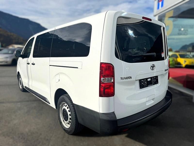 Gebraucht Toyota Proace 145 PS (106 kW) 2021 Van / Kleinbus