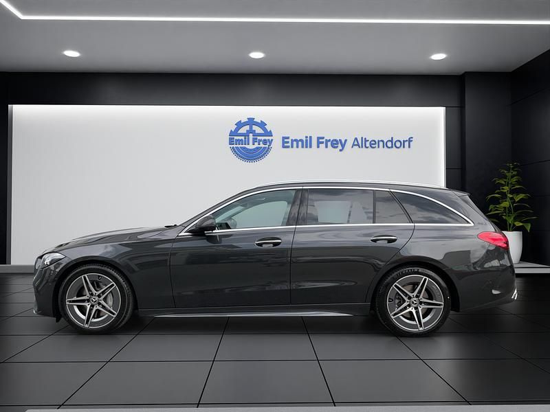 Neu Mercedes C220 AMG line 197 PS (144 kW) 2025 Schwarz Kombi