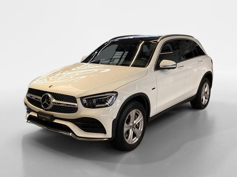 Gebraucht 2021 Mercedes GLC300e AMG line SUV | CHF 41’890 (Fairer Preis) - Bild 1/4