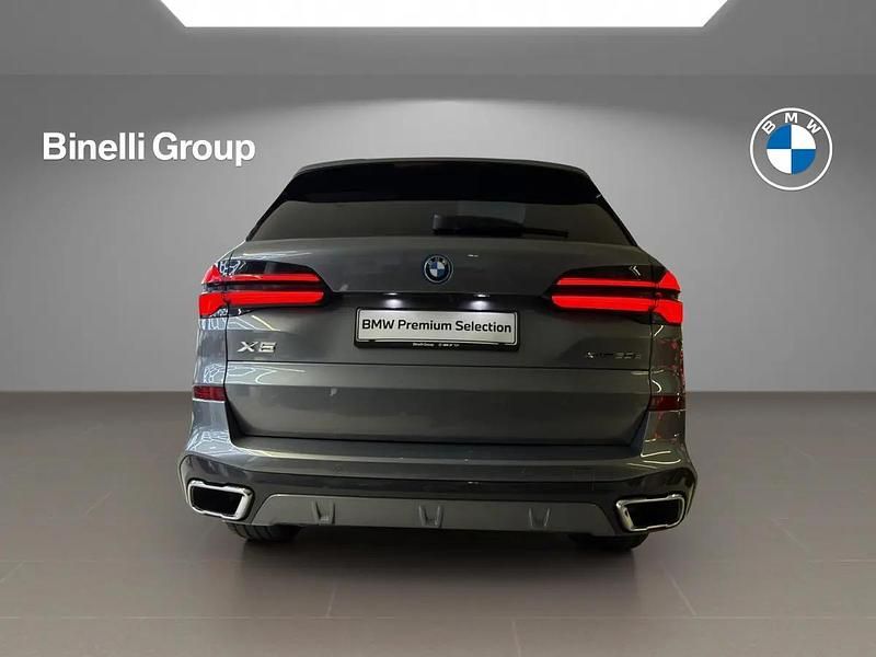 Gebraucht BMW X5 M Sport 489 PS (359 kW) 2026 Gray SUV