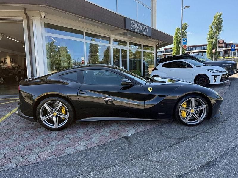 Gebraucht Ferrari F12 736 PS (541 kW) 2013 Coupé