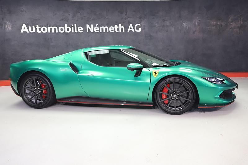 Neu Ferrari 296 830 PS (610 kW) 2025