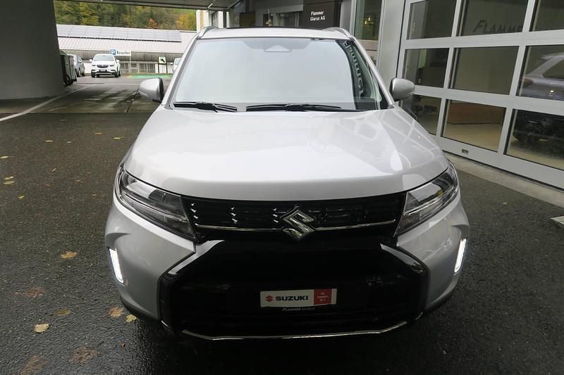 Neu Suzuki Vitara 110 PS (80 kW) 2025 Schwarz SUV