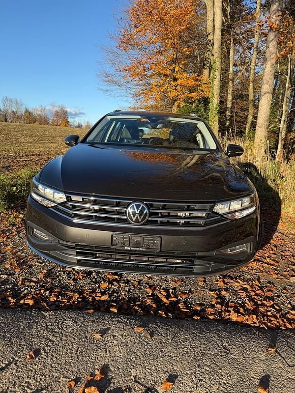 Gebraucht 2021 VW Passat Elegance | CHF 23’599 (Fairer Preis) - Bild 1/4