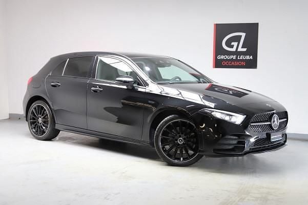 Gebraucht Mercedes A250 AMG line 160 PS (117 kW) 2021 Schwarz Limousine