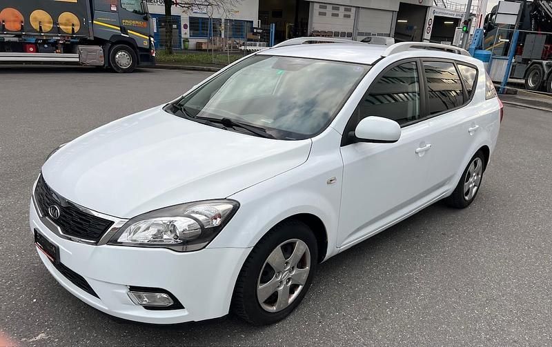 Gebraucht 2011 Kia Ceed Classic Kleinwagen | CHF 2’900 (Fairer Preis) - Bild 1/4