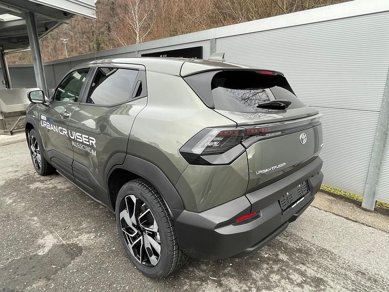 Neu Toyota Urban Cruiser Premium 135 kW (184 PS) 2025 Grün SUV