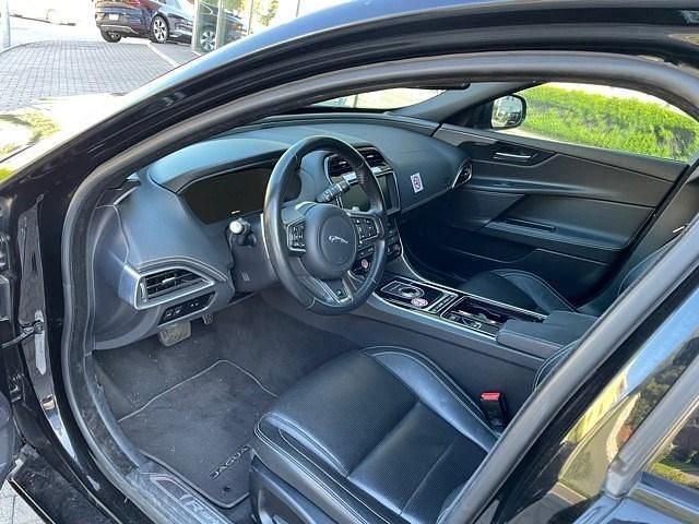 Gebraucht Jaguar XE R-Sport 241 PS (177 kW) 2017 Limousine