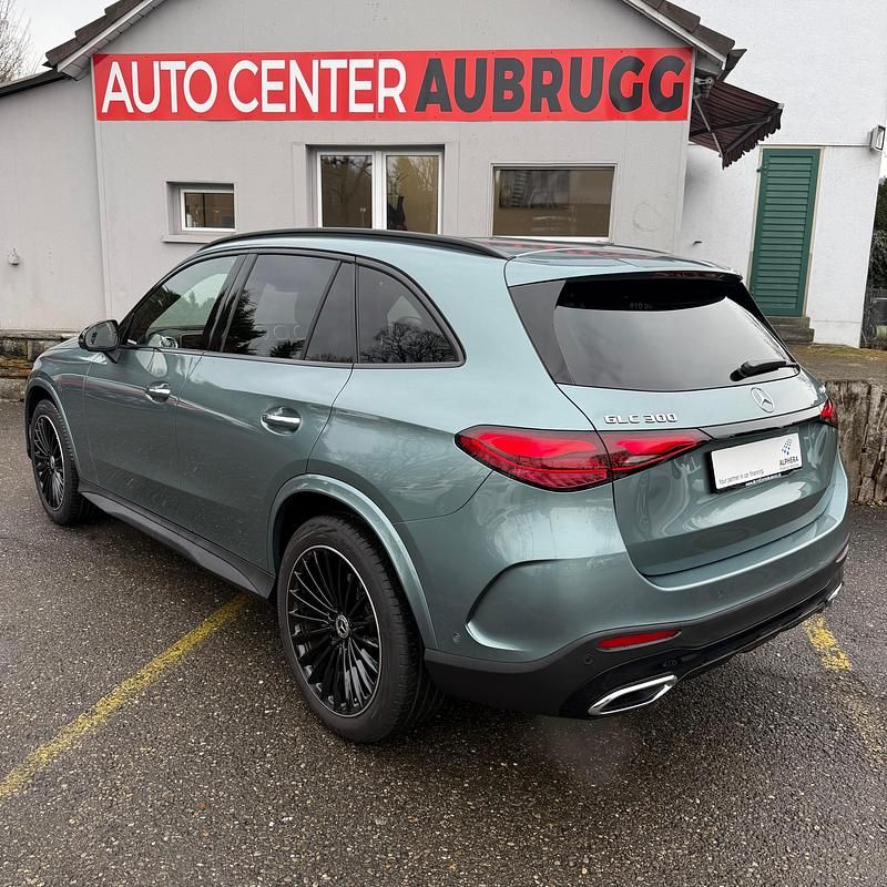 Gebraucht Mercedes GLC300e AMG line 258 PS (189 kW) 2025 SUV