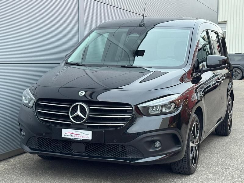 Gebraucht 2023 Mercedes 180 Style Limousine | CHF 19’999 - Bild 1/4