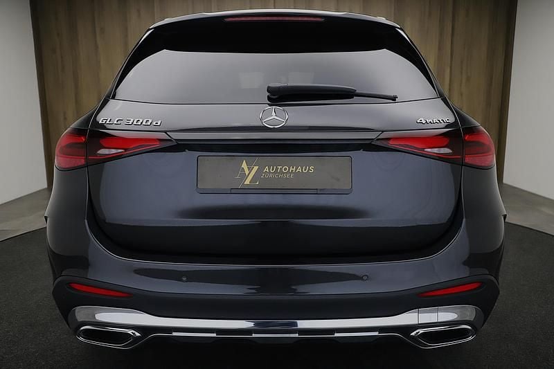 Gebraucht Mercedes GLC300e AMG Line Premium Plus 269 PS (197 kW) 2024