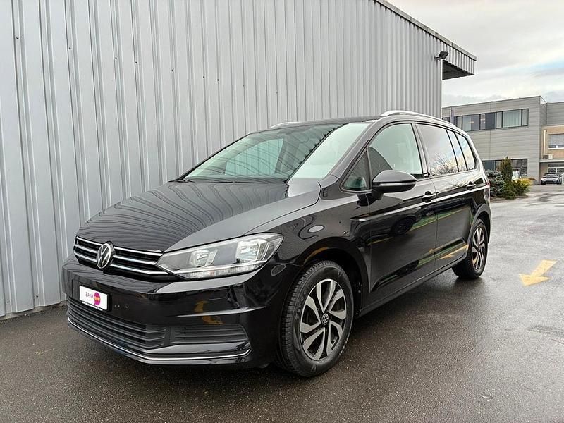 Gebraucht 2021 VW Touran Comfortline Van / Kleinbus | CHF 25’980 (Guter Preis) - Bild 1/4