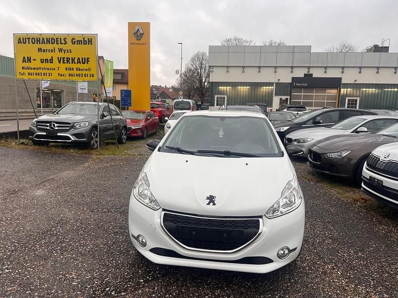 Gebraucht 2014 Peugeot 208 Style Kleinwagen | CHF 3’999 (Superpreis) - Bild 1/4