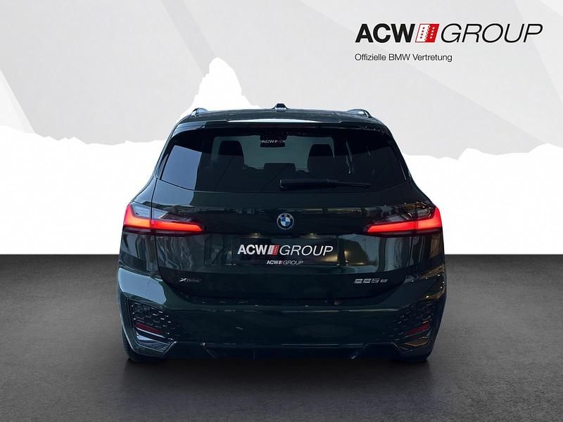 Gebraucht BMW 225 Active Tourer Shadowline 245 PS (180 kW) 2025 Van / Kleinbus