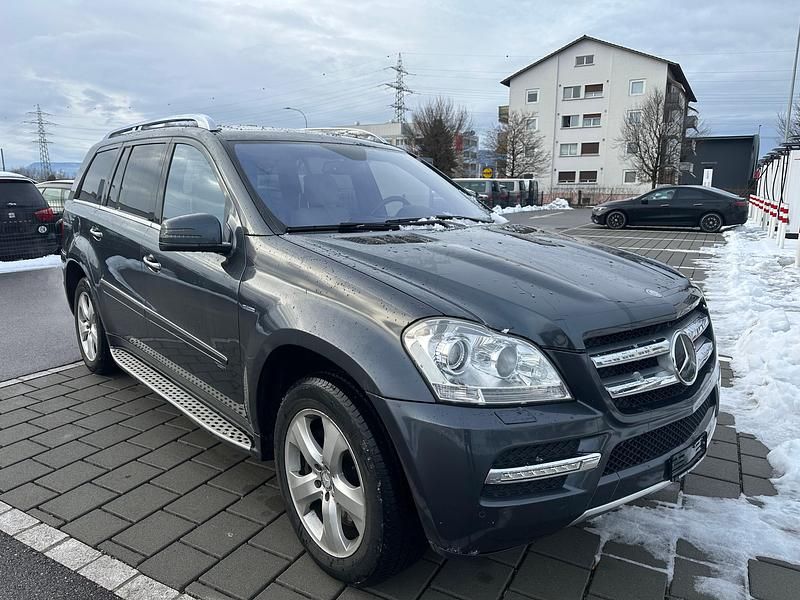 Gebraucht 2011 Mercedes GL350 SUV | CHF 13’400 - Bild 1/4