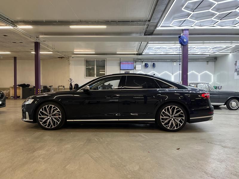 Gebraucht Audi S8 Advanced 571 PS (419 kW) 2020 Limousine
