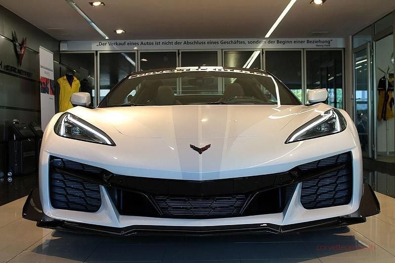 Gebraucht Chevrolet Corvette 646 PS (475 kW) 2023 Weiss Cabrio