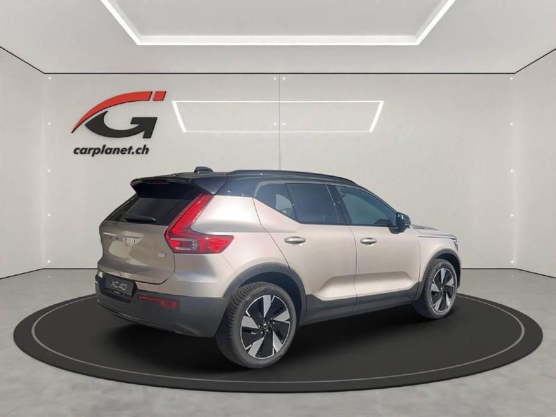 Gebraucht Volvo XC40 Plus 185 kW (252 PS) 2024 Beige SUV