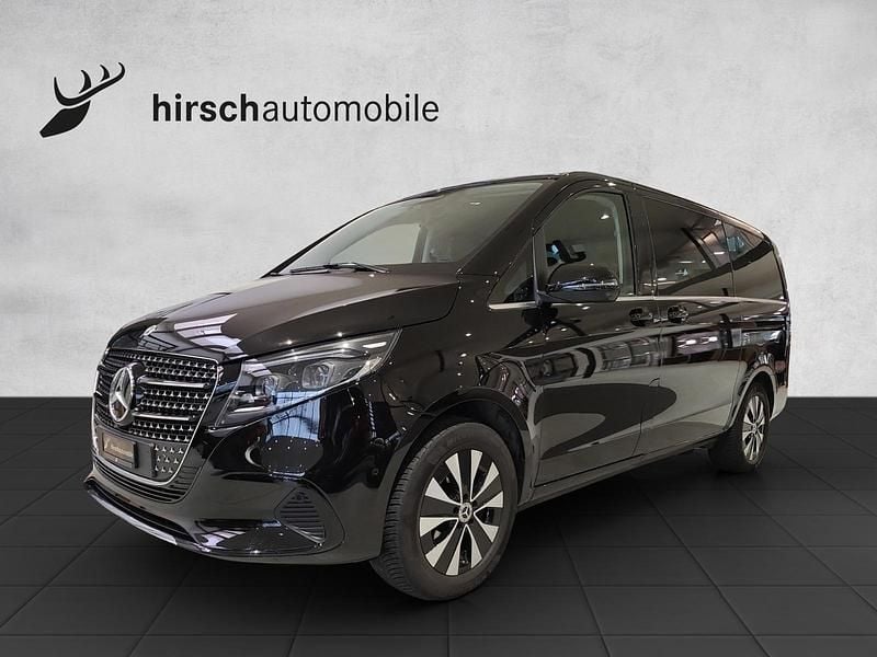 Gebraucht Mercedes V250 Avantgarde 190 PS (139 kW) 2024 Schwarz Van / Kleinbus
