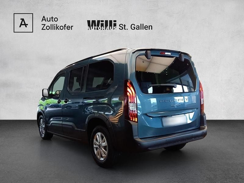 Neu Peugeot Rifter Allure 131 PS (96 kW) 2025 Blau Van / Kleinbus