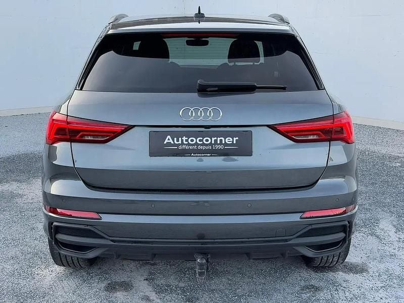 Gebraucht Audi Q3 Sportback Attraction 150 PS (110 kW) 2025 Gray SUV