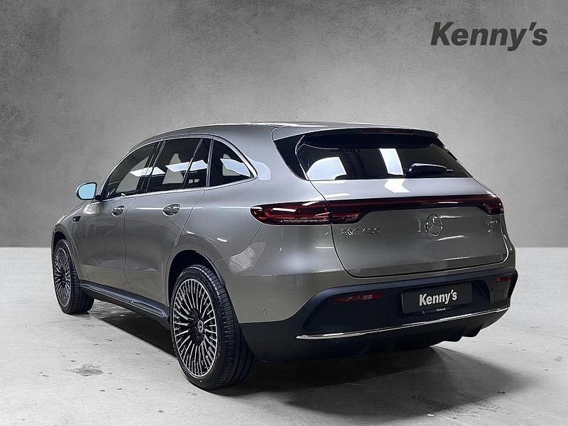 Gebraucht Mercedes EQC400 AMG line 300 kW (408 PS) 2022 Silber SUV
