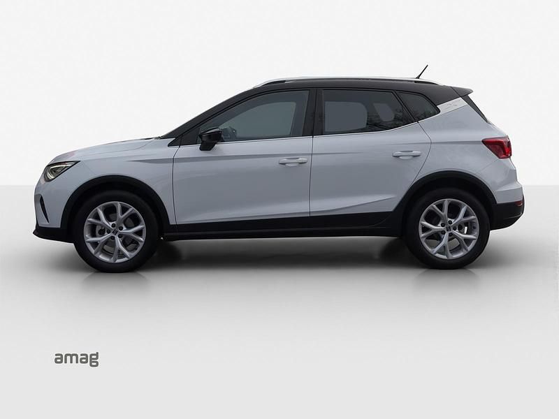 Gebraucht Seat Arona FR 110 PS (80 kW) 2021 Nevada white  roof midblack SUV