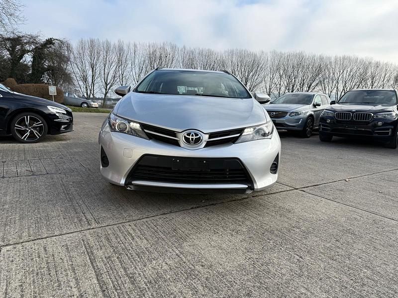 Gebraucht Toyota Auris Touring Sports Terra 132 PS (97 kW) 2013 Kombi