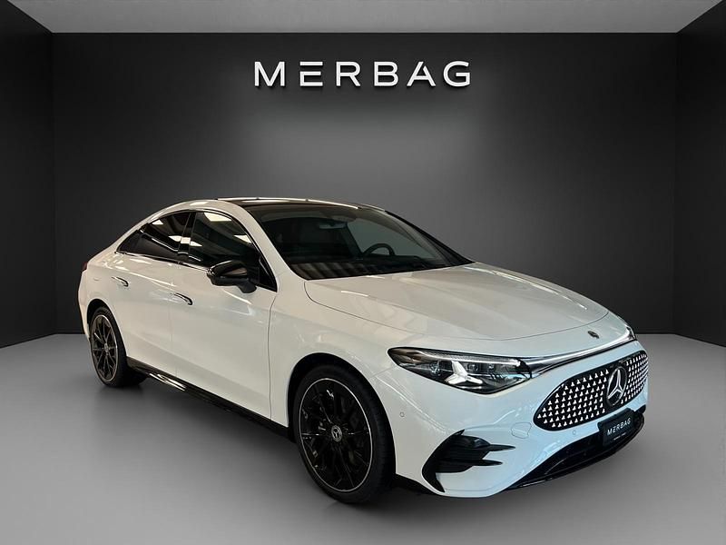 Weiss Neu 2025 Mercedes CLA 250+ AMG line Limousine | CHF 68’800 - Bild 1/4