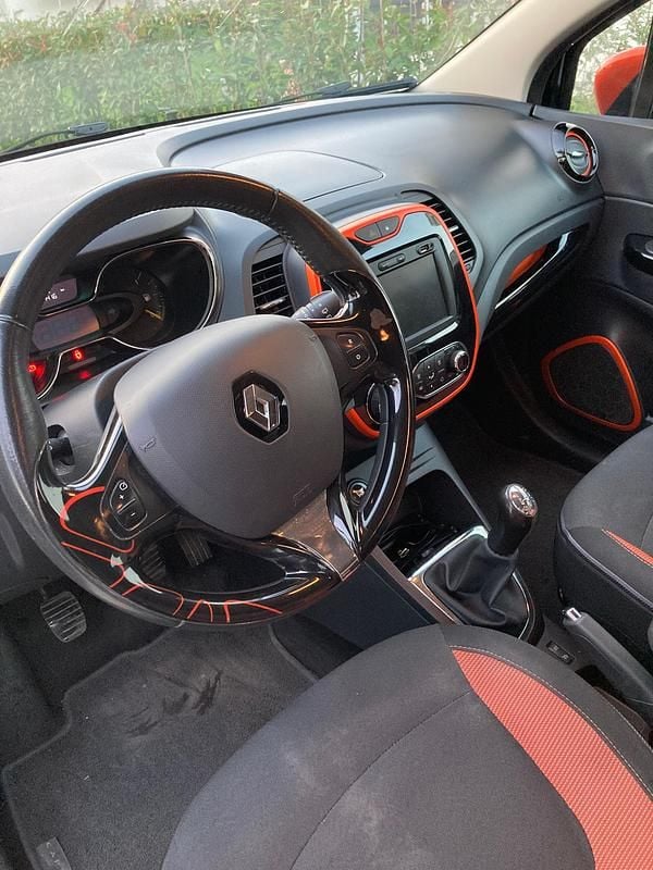 Gebraucht Renault Captur Dynamique 90 PS (66 kW) 2015 SUV