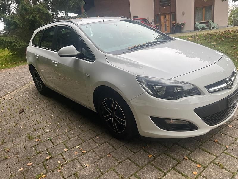Gebraucht Opel Astra 110 PS (80 kW) 2015
