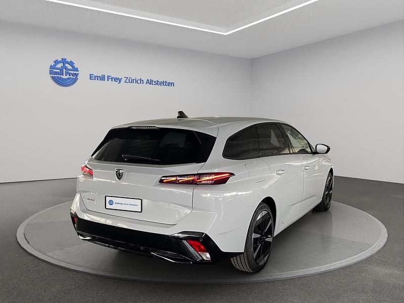 Neu Peugeot 308 SW Allure 114 kW (156 PS) 2026 Weiss Kombi