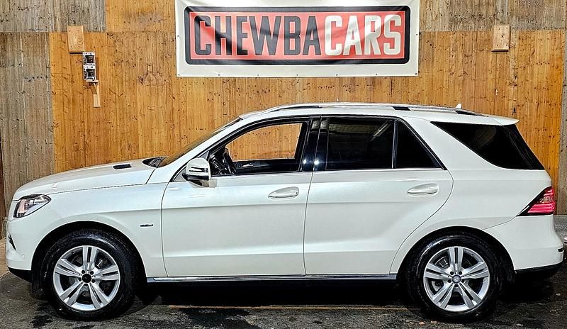 Gebraucht Mercedes ML250 204 PS (150 kW) 2012 SUV