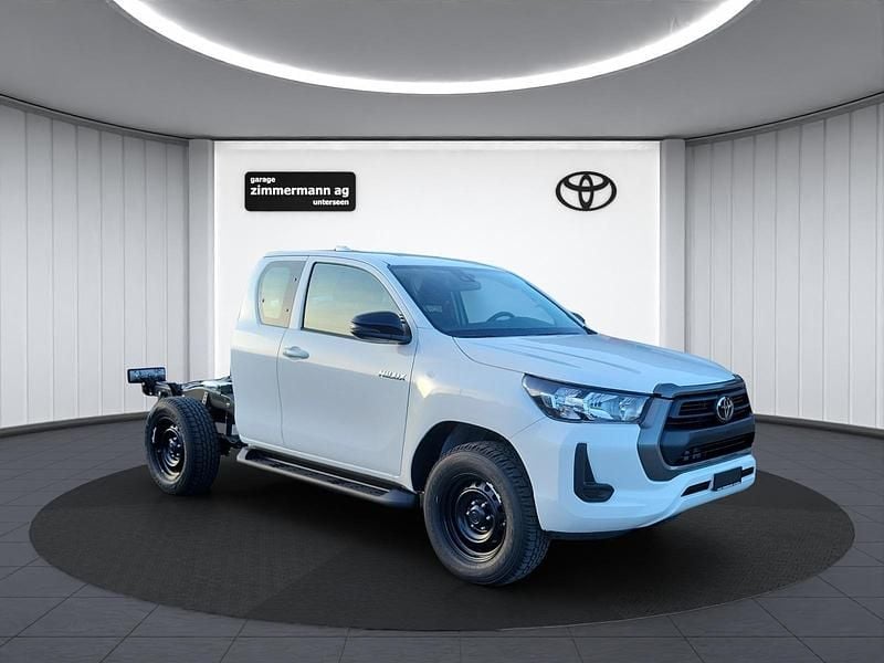 Neu Toyota HiLux 150 PS (110 kW) 2025 Weiss Abholung