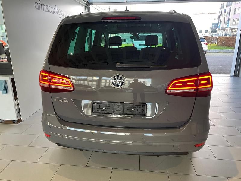 Gebraucht VW Sharan United 150 PS (110 kW) 2021 Van / Kleinbus