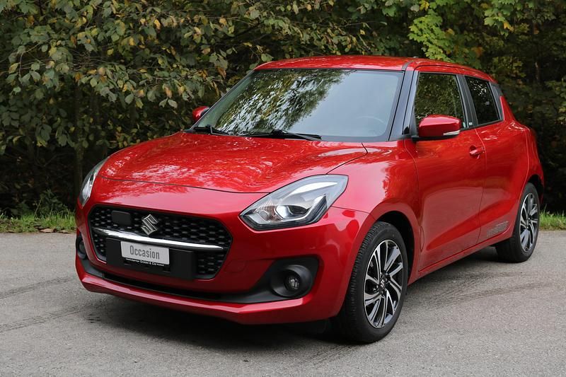 Rot Gebraucht 2021 Suzuki Swift Limousine | CHF 15’490 (Fairer Preis) - Bild 1/4