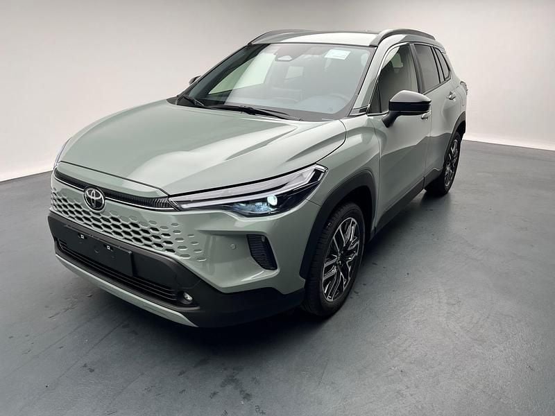 Grün Neu 2025 Toyota Corolla Cross Trend SUV | CHF 44’220 (Fairer Preis) - Bild 1/4
