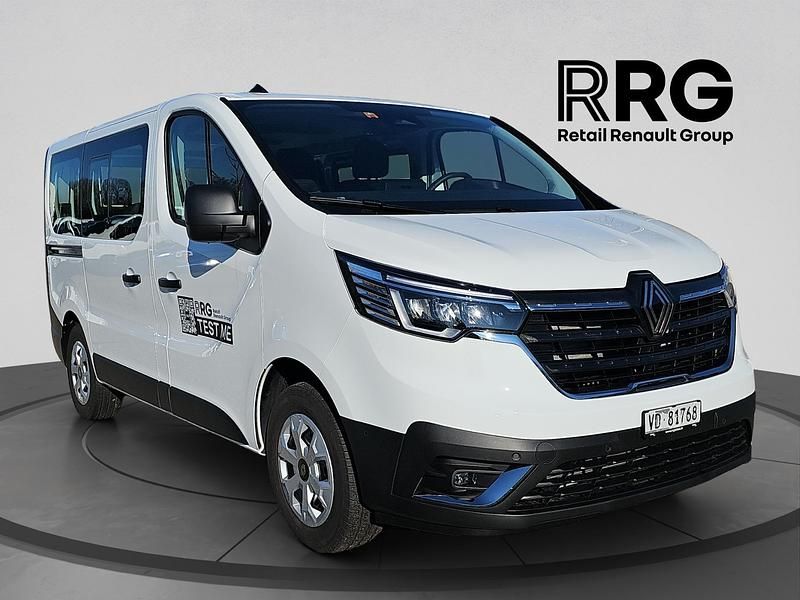 Weiss Gebraucht 2024 Renault Trafic Evolution Van / Kleinbus | CHF 39’900 (Teuer) - Bild 1/4