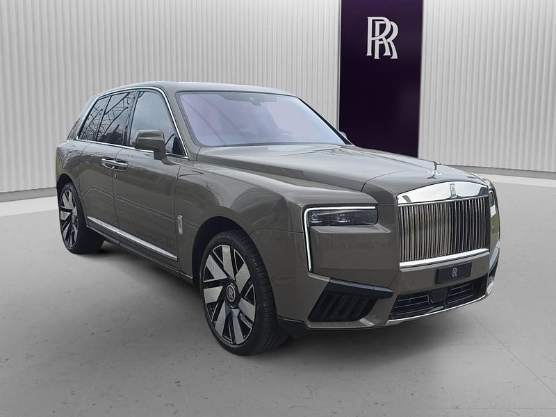 Gebraucht Rolls Royce Cullinan 571 PS (419 kW) 2024 Beige SUV