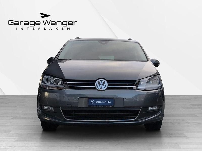 Gebraucht VW Sharan Comfortline 177 PS (130 kW) 2020 Van / Kleinbus