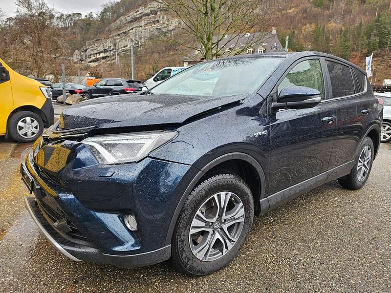 Gebraucht Toyota RAV4 Hybrid Sol 197 PS (144 kW) 2018 SUV
