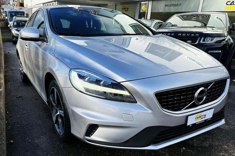 Gebraucht 2019 Volvo V40 R-Design | CHF 17’900 (Fairer Preis) - Bild 1/4