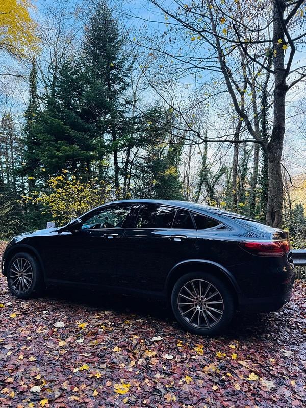 Gebraucht Mercedes GLC200 Night 197 PS (144 kW) 2023 SUV