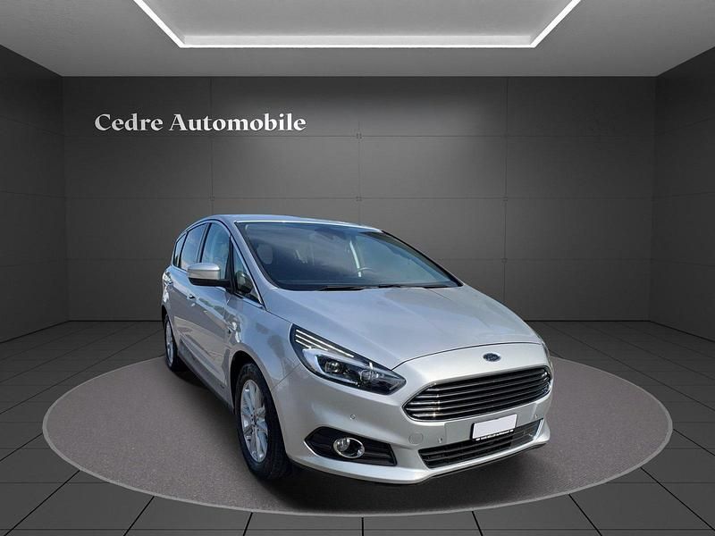 Gebraucht Ford S-MAX Titanium 180 PS (132 kW) 2017 Van / Kleinbus
