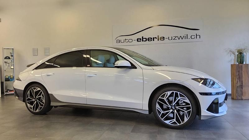 Weiss Gebraucht 2024 Hyundai Ioniq 6 Edition Limousine | CHF 44’444 (Superpreis) - Bild 1/4
