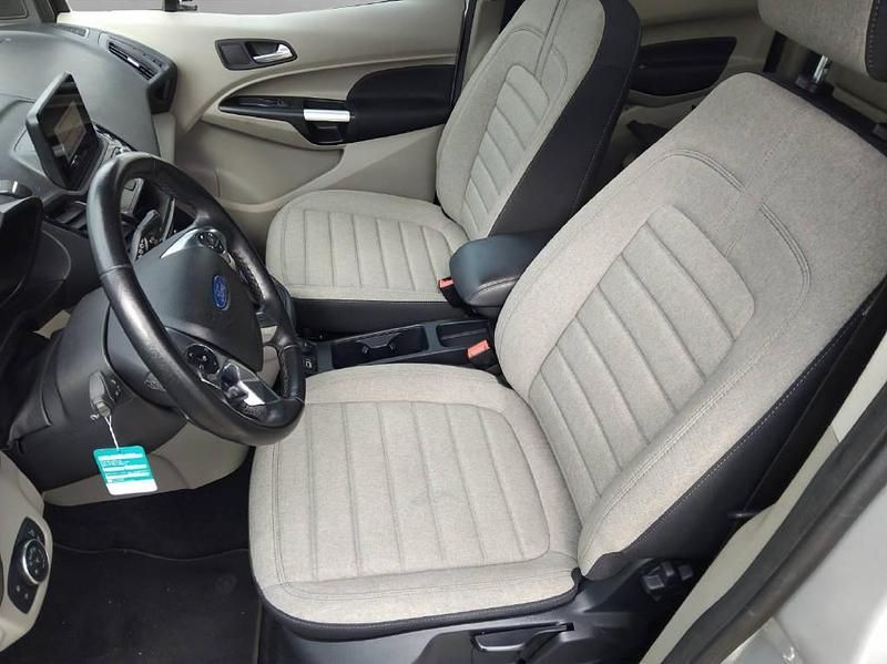 Gebraucht Ford Tourneo Titanium 120 PS (88 kW) 2021 Silber Kombi